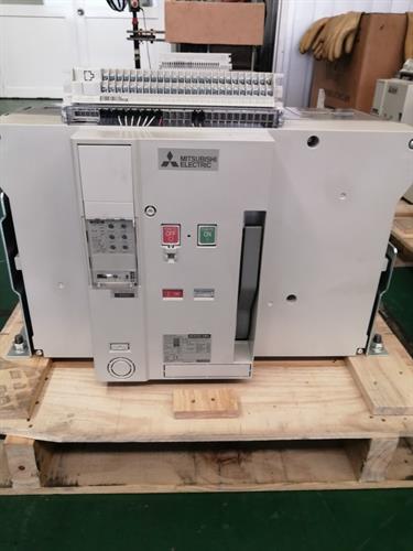 ACB MITSUBISHI 4P 4000A 85kA-100kA ( AE4000-SWA ) loại cố định